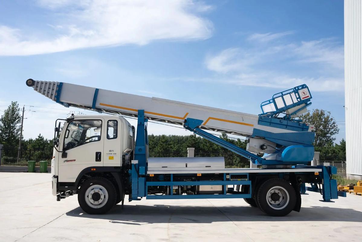 闽侯县云梯上料车租赁费用