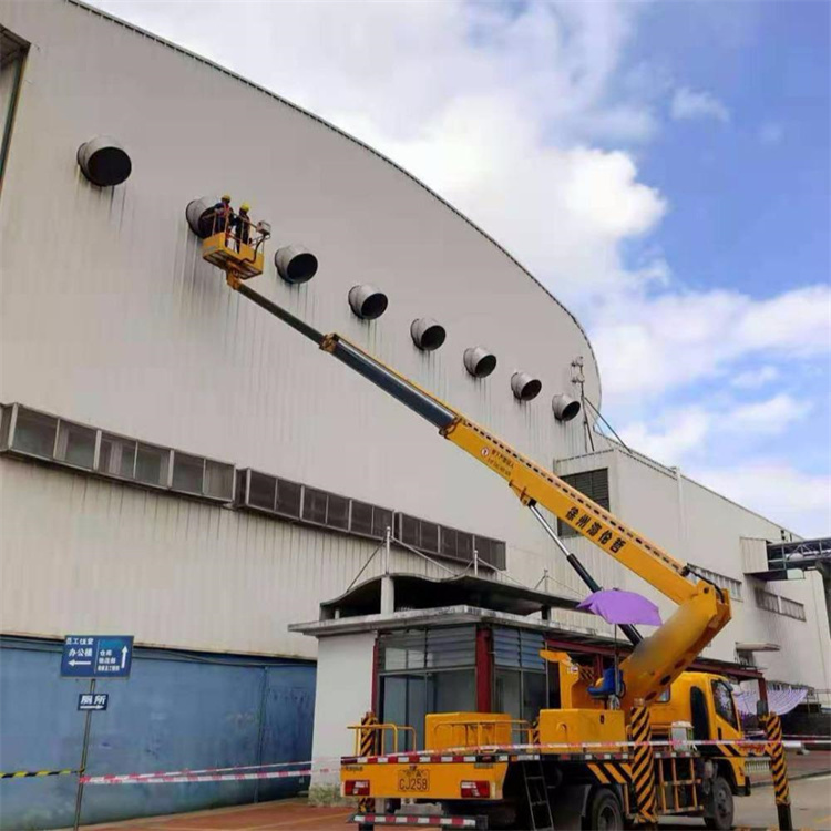 闽侯县高空作业车出租服务：专业广告牌安装解决方案